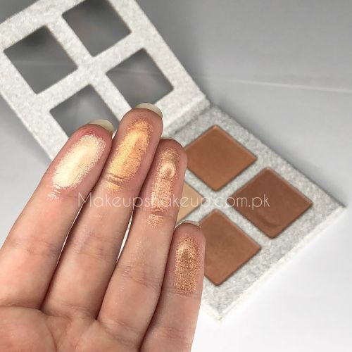 Huda Beauty- 3d Highlighter