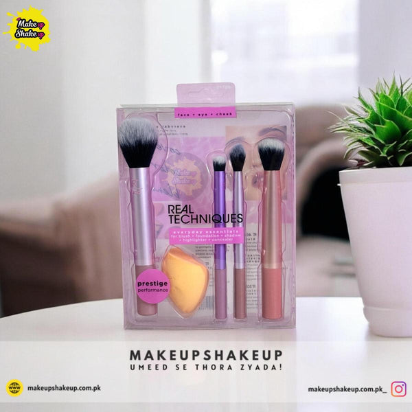 Real Techniques Every Day Essentials Set ( Replica )