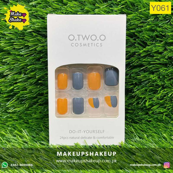 O.TWO.O Nails ( With Press on Glue ) 24 tips - Y061